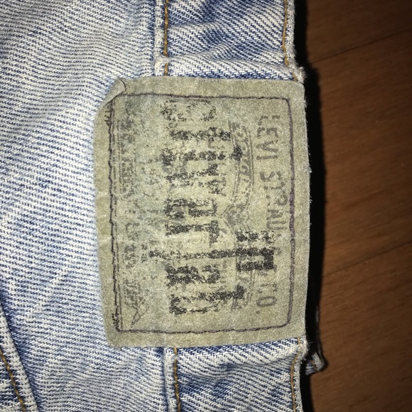 Levis size 5/6 short Guy’s Fit - Picture 3 of 4
